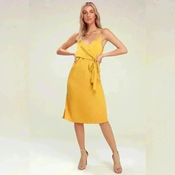 J.O.A. Satin Wrap Dress Size Small​ - Picture 1 of 8